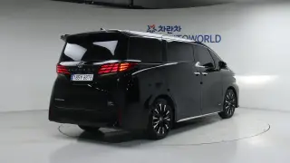 Toyota Alphard 4th Generation 2.5 HEV Executive 4WD