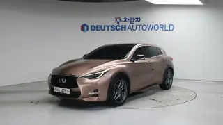 Infiniti Q30 2.0 Exclusive
