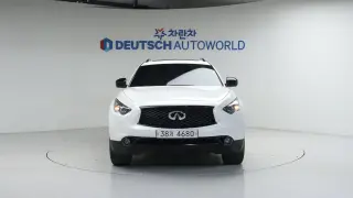 Infiniti QX70 3.7 AWD Special Edition