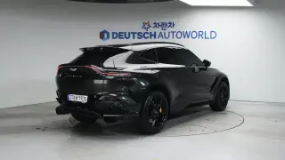 Aston Martin DBX 4.0 V8 707