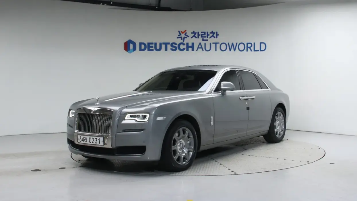Rolls-Royce Ghost 6.6 V12