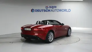 Jaguar F-TYPE P300 Convertible