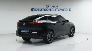 BMW IX2 (U10) 64.8kWh EDrive20 M Sports