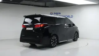 Toyota Alphard 4th Generation 2.5 HEV Executive 4WD