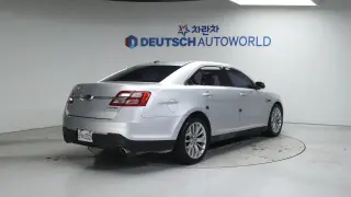 Ford Taurus 6th Generation 2.0 Limited EcoBoost