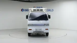 Chevrolet (GM Daewoo) New Labo Insulated Truck Long Cargo