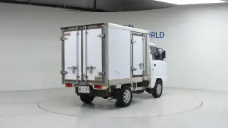 Chevrolet (GM Daewoo) New Labo Insulated Truck Long Cargo