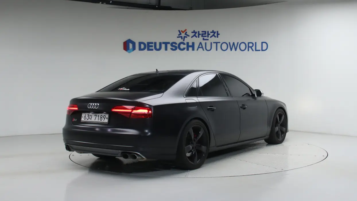 Audi S8 4.0 TFSI Quattro D4