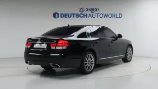 KGM (Ssangyong) New Chairman W CW600 Prestige