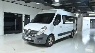 Renault Korea (Samsung) Master 2.3 13-seater