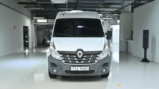 Renault Korea (Samsung) Master 2.3 13-seater