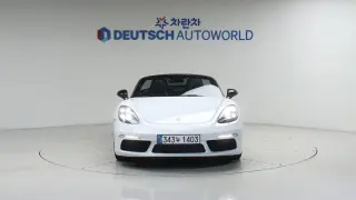Porsche 718 Boxster 2.0