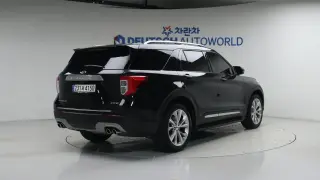 Ford Explorer 6th Generation 3.0 Platinum 4WD
