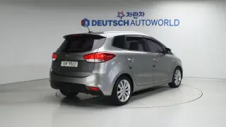 Kia All New Carens 2.0 LPi Prestige