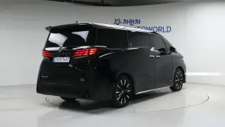 Toyota Alphard 4th Generation 2.5 HEV Executive 4WD