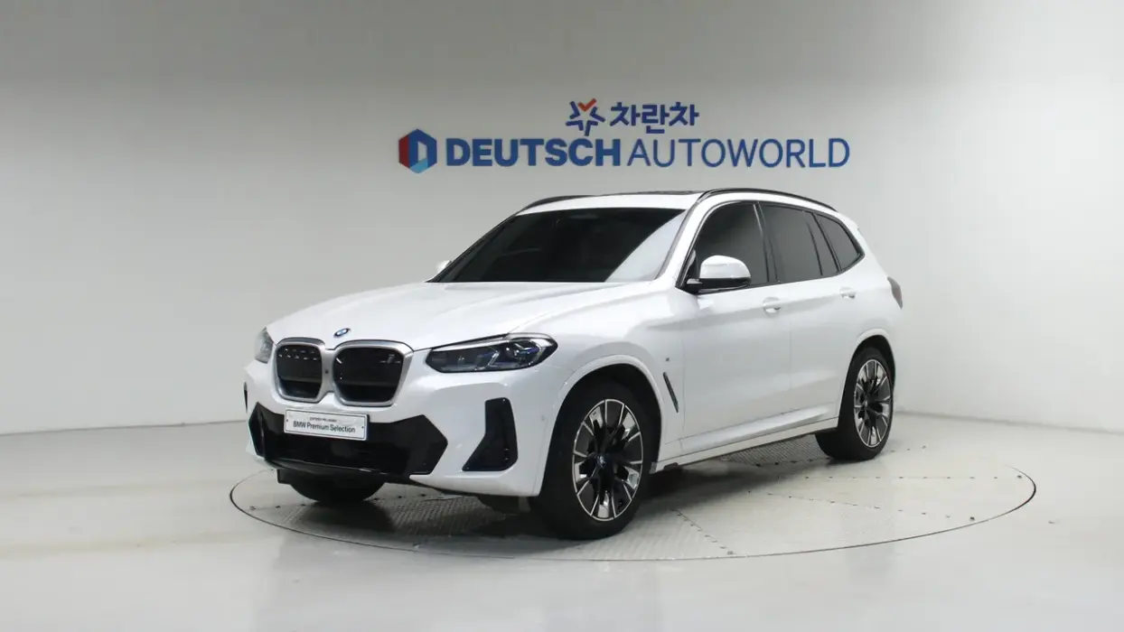BMW IX3 (G08) 80kWh M Sports