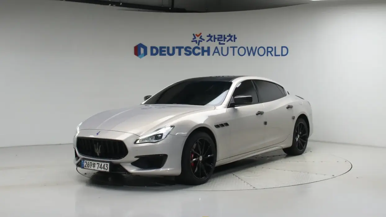 Maserati Quattroporte GTS 3.8 V8