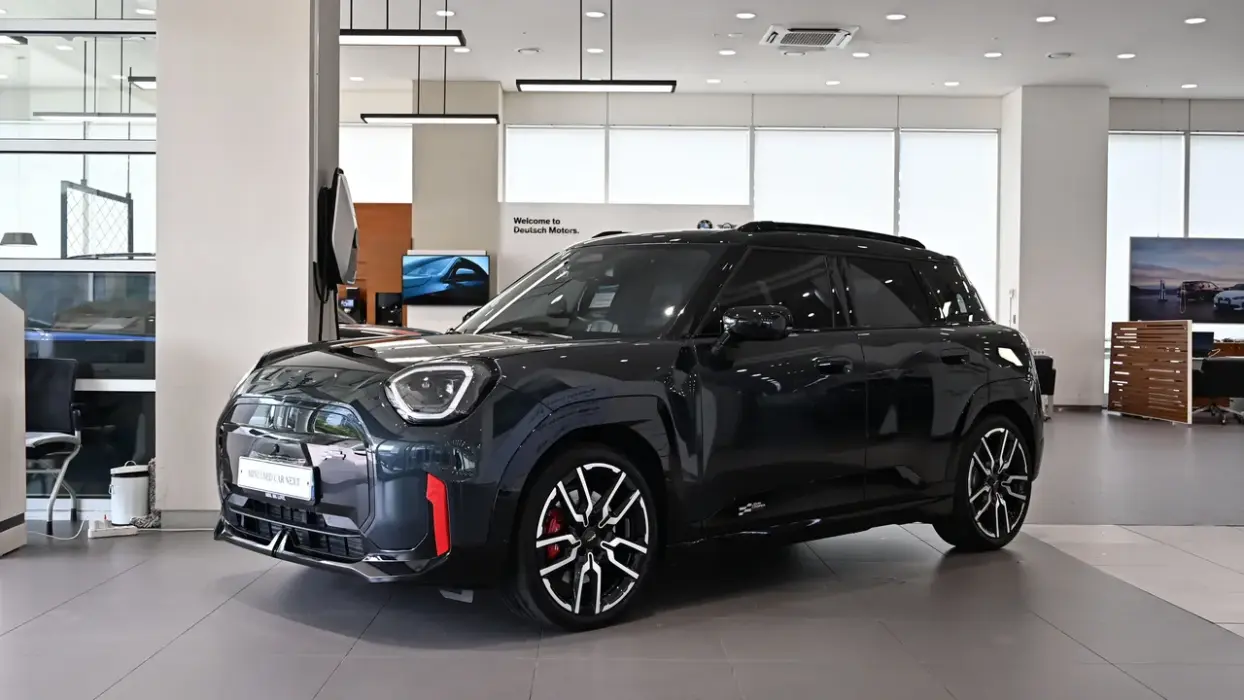 Mini Aceman 1st Generation 54.2kWh JCW No Detailed Rating