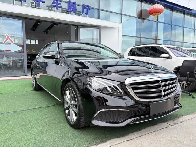 Mercedes-Benze Class 2019 E 200 L 4matic