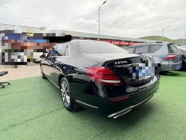 Mercedes-Benze Class 2019 E 200 L 4matic