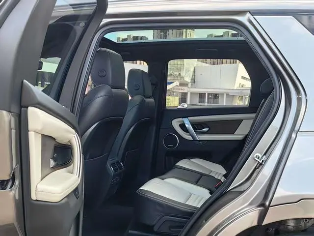 Discovery Sport 2021 249PS R-Dynamic HSE, роскошная кастомизированная версия, 7 мест