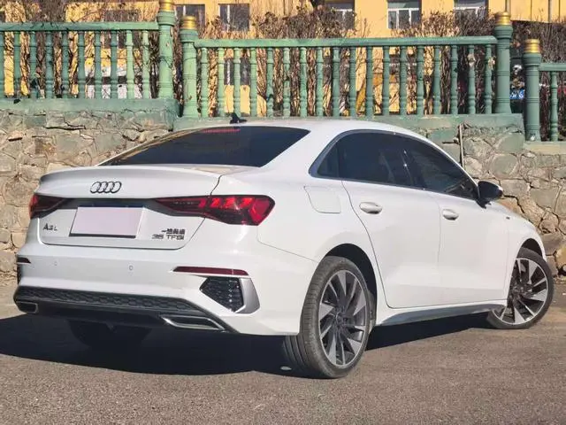 Audi A3 2022 A3L Лимузин 35 TFSI Модно и Спортивно