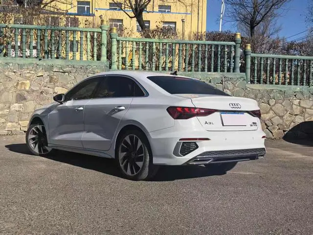 Audi A3 2022 A3L Лимузин 35 TFSI Модно и Спортивно