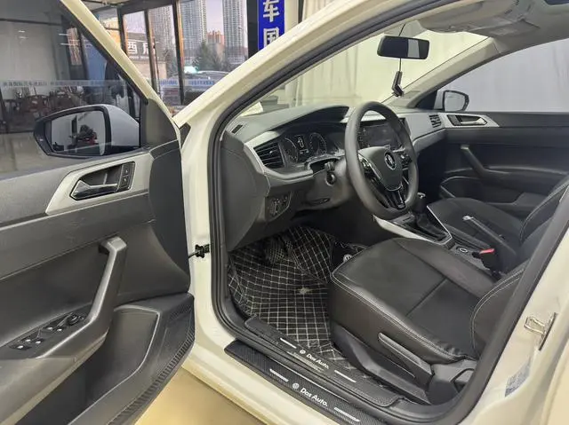 Polo 2021 Plus 1,5 л Автоматическая панорамная версия Enjoyment Edition