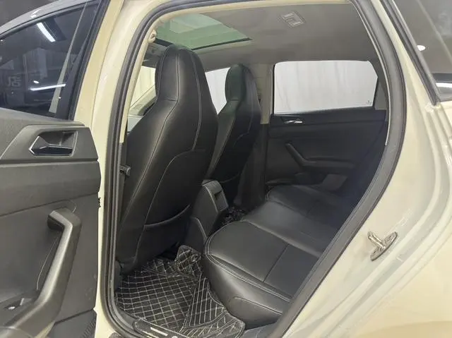 Polo 2021 Plus 1,5 л Автоматическая панорамная версия Enjoyment Edition