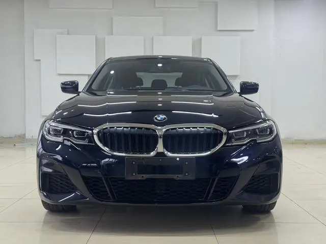 BMW 3 серии 2021 320Li M Спортивный пакет