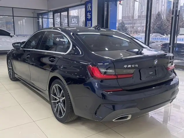 BMW 3 серии 2021 320Li M Спортивный пакет