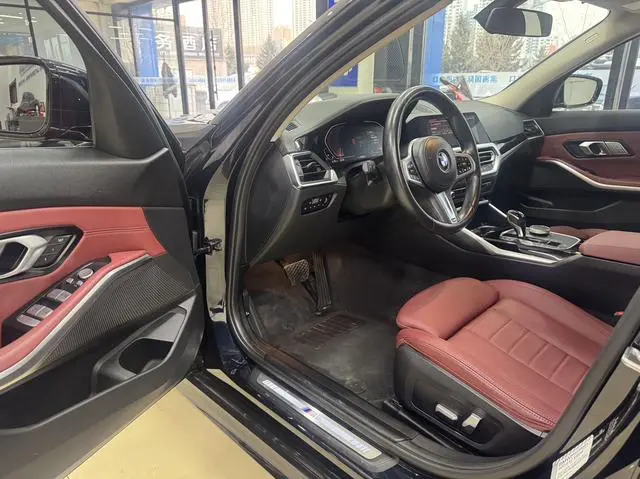 BMW 3 серии 2021 320Li M Спортивный пакет