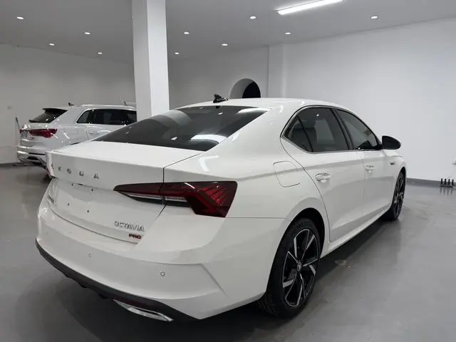 Octavia 2022 PRO TSI280 DSG Luxury Edition