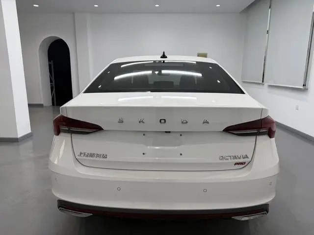 Octavia 2022 PRO TSI280 DSG Luxury Edition