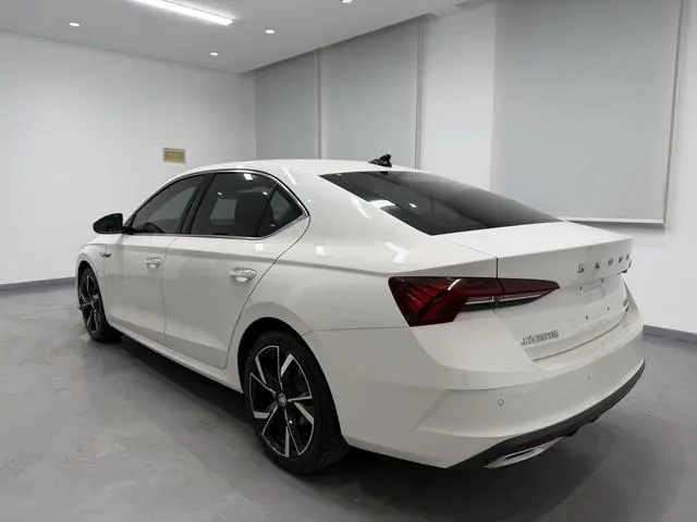 Octavia 2022 PRO TSI280 DSG Luxury Edition