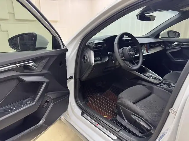 Audi A3 2021 Sportback 35 TFSI агрессивная спортивная модель