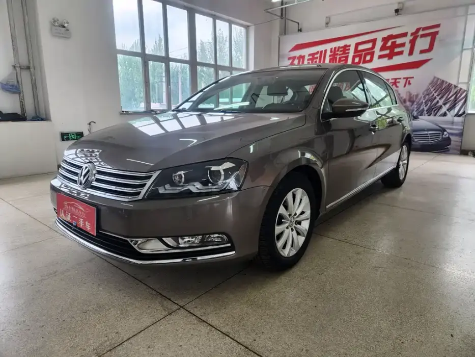 Модель Magotan 2015 1,8TSI ведущая модель Модель Magotan 2015 1,8TSI ведущая модель