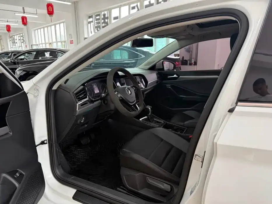 Sagitar 2019 280tsi DSG Comfort Model Guo Vi Sagitar 2019 280tsi DSG Comfort Model Guo Vi