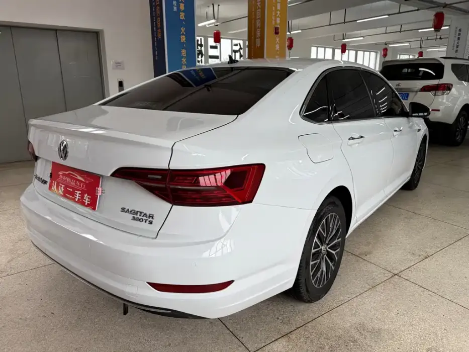 Sagitar 2019 280tsi DSG Comfort Model Guo Vi Sagitar 2019 280tsi DSG Comfort Model Guo Vi