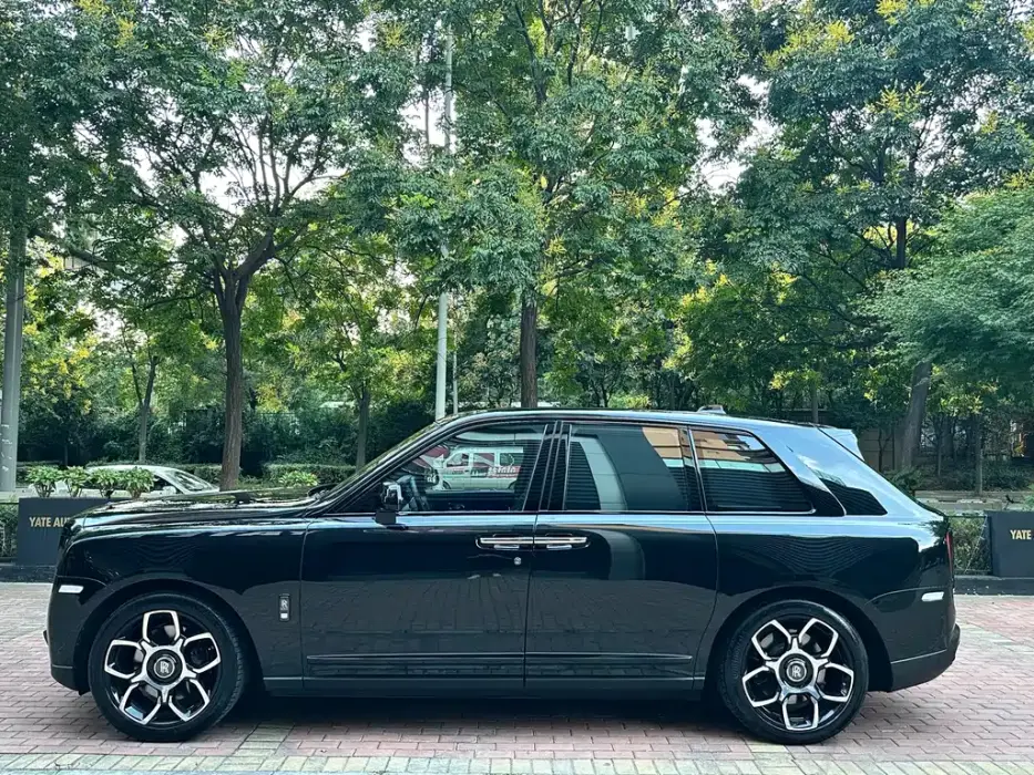 Cullinan 2020 Black Badge