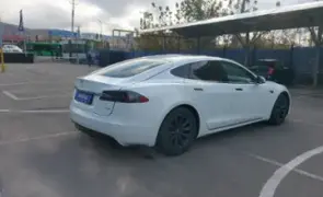 Tesla Model S 2018