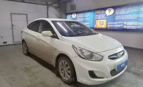 Hyundai Solaris 2012