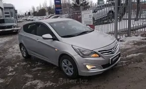 Hyundai Solaris 2015