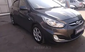 Hyundai Solaris 2013