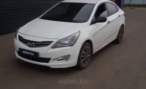 Hyundai Solaris 2015