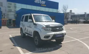 UAZ Patriot 2015