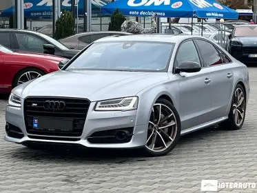 Audi S8 Plus