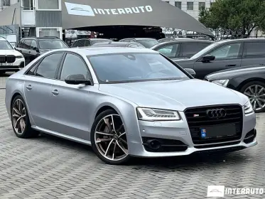 Audi S8 Plus