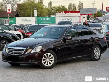 Mercedes E 200
