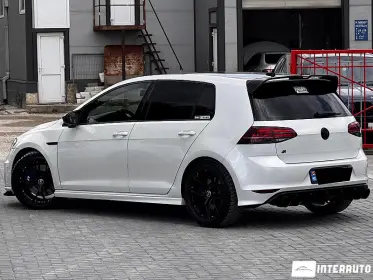 Volkswagen Golf R